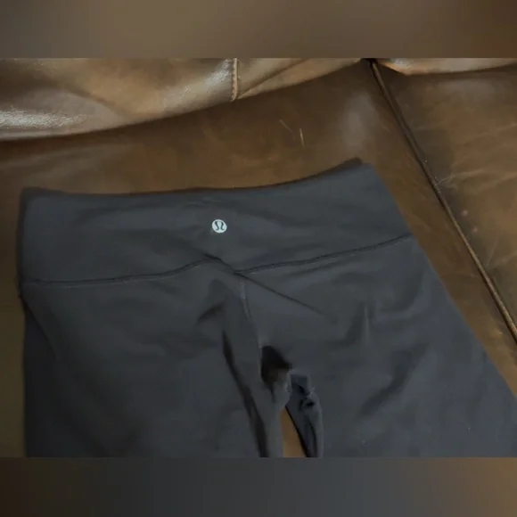 Lululemon black leggings women’s size small - Picture 4 of 7